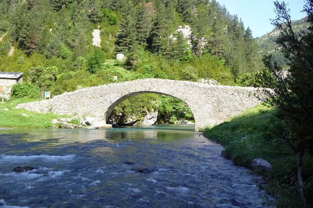 Senderismo guiado valle de bujaruelo en el Pirineo Aragonés | Guías de Torla Ordesa