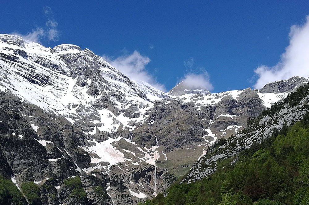 Senderismo guiado valle de pineta en el Pirineo Aragonés | Guías de Torla Ordesa