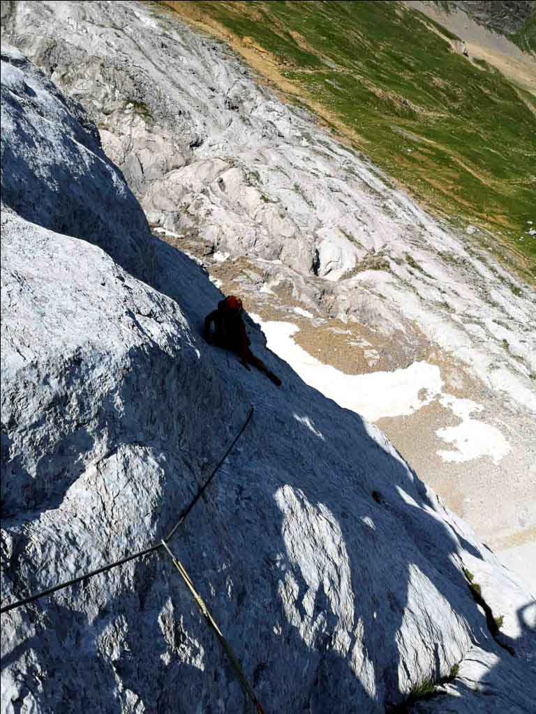 Escalada curso de escalada equipada de varios largos 2 en el Pirineo Aragonés | Guías de Torla Ordesa