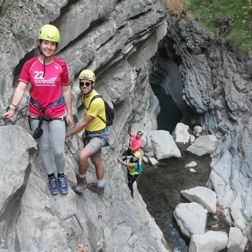 Vía ferrata sorrosal guiada en el Pirineo Aragonés | Guías de Torla Ordesa